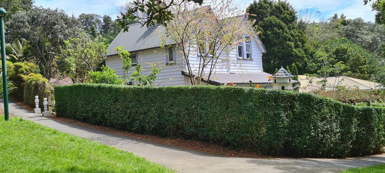 オークランド Dovecote House Bed & Breakfast エクステリア 写真