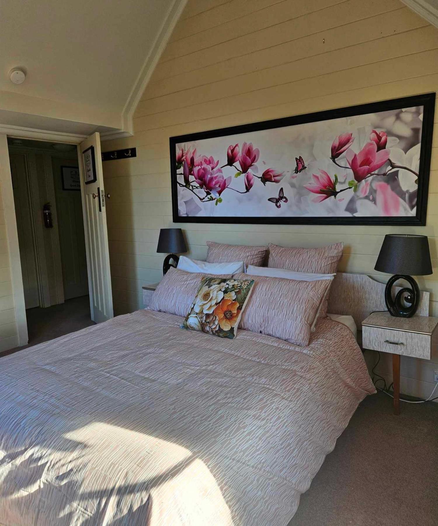 オークランド Dovecote House Bed & Breakfast エクステリア 写真