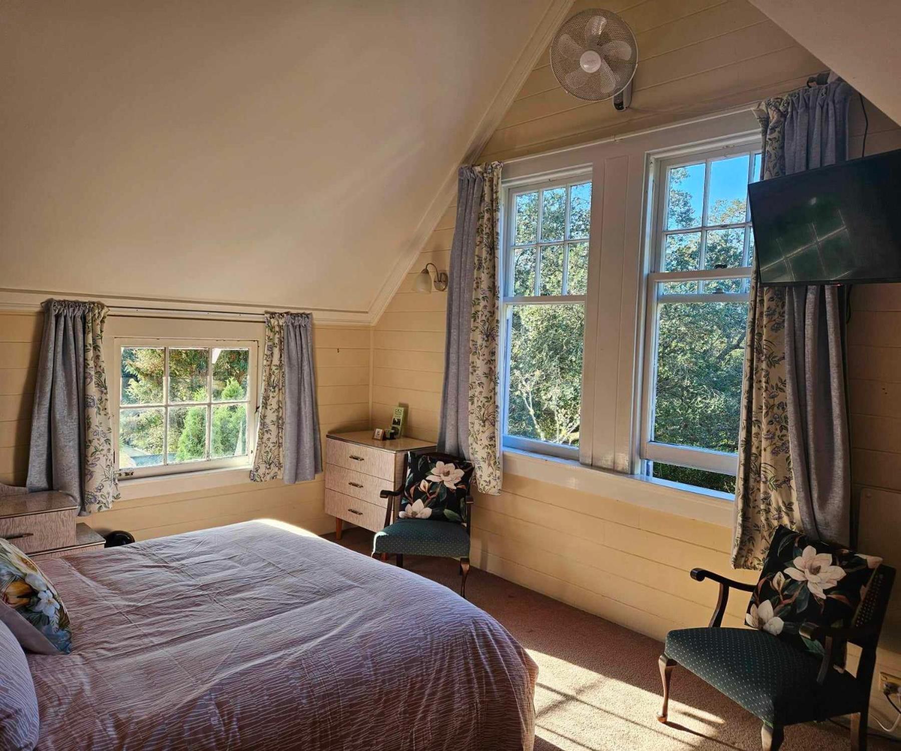 オークランド Dovecote House Bed & Breakfast エクステリア 写真